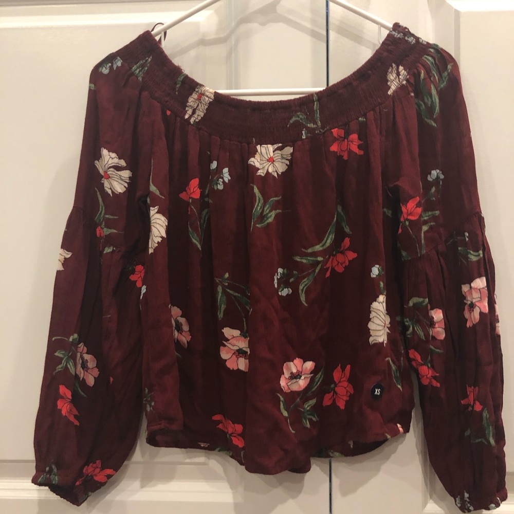 HOLLISTER off the shoulder top
